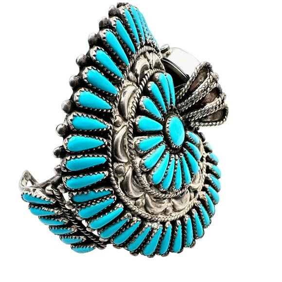 Vintage Native American Zuni Petit Turquoise Bracelet Sterling Silver Cuff 95 G - Picture 4 of 9